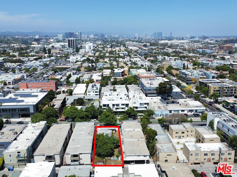 main property photo 10