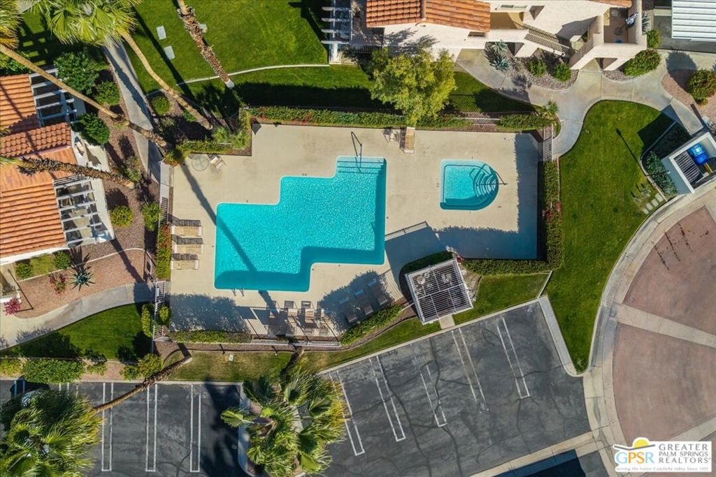 main property photo 50