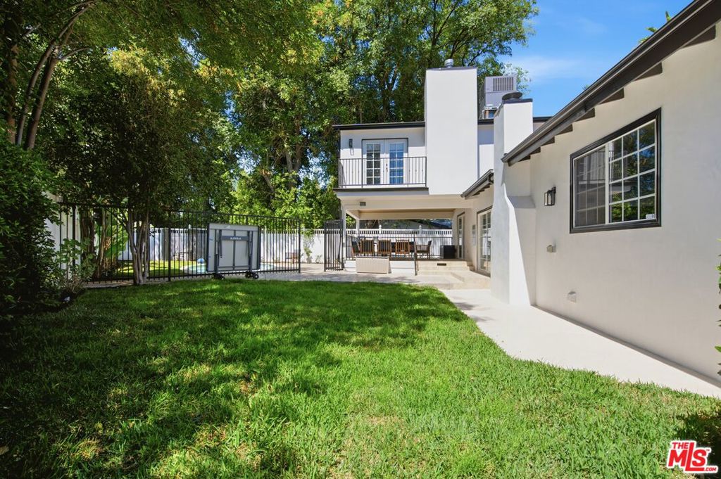 main property photo 48