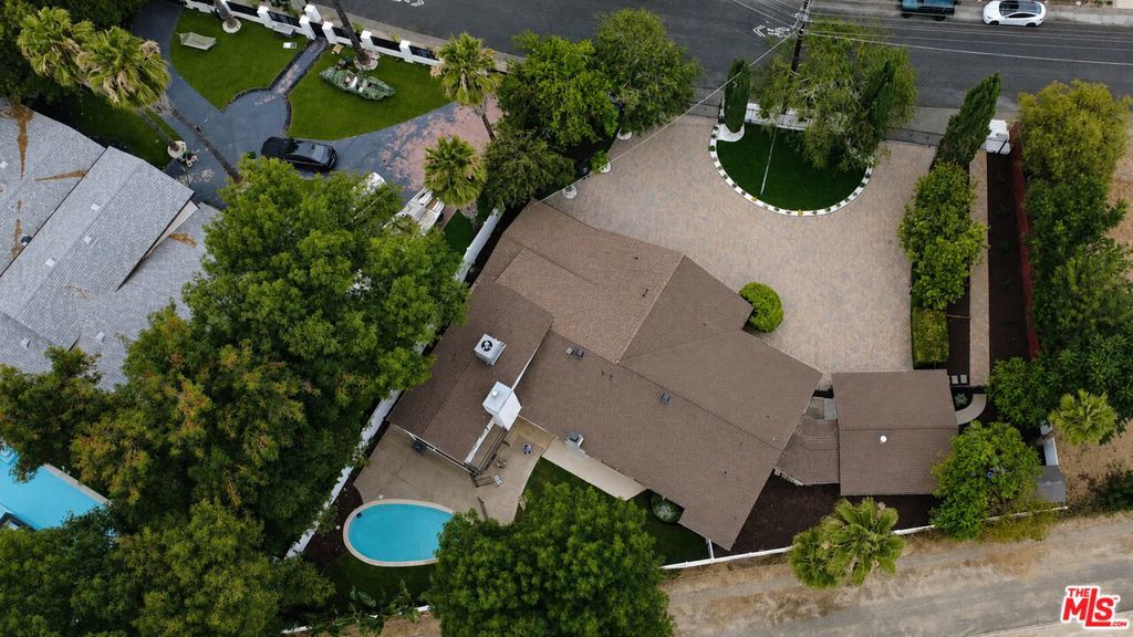 main property photo 61