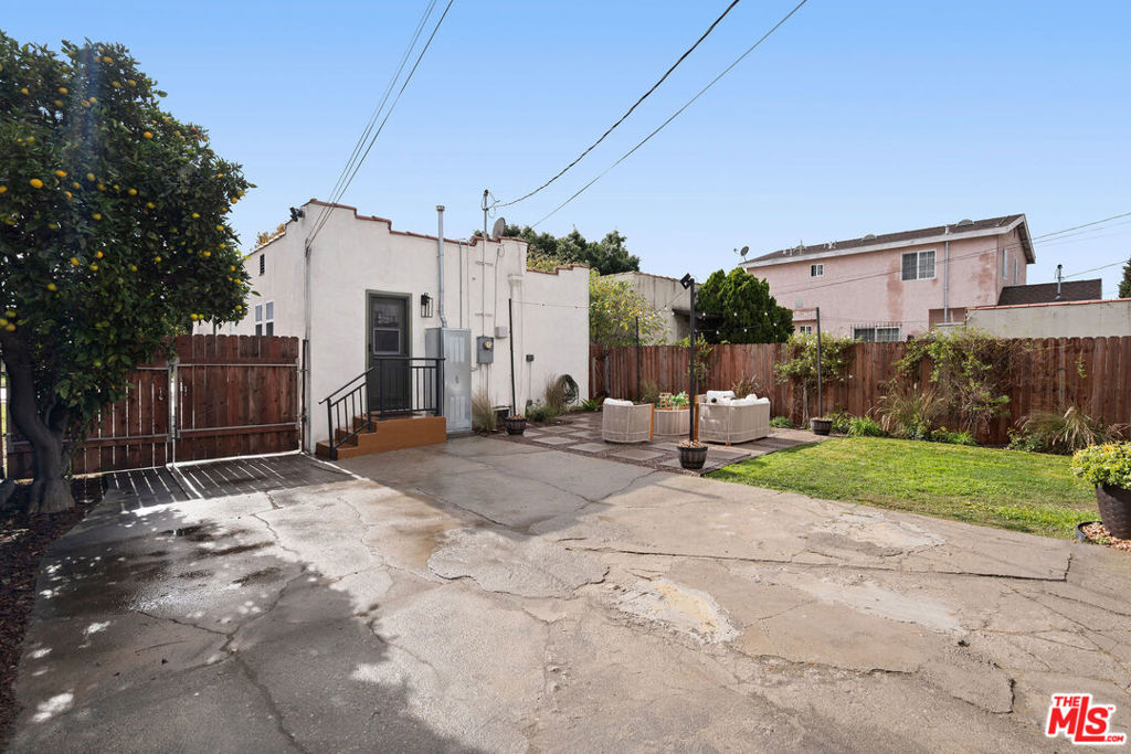 main property photo 29