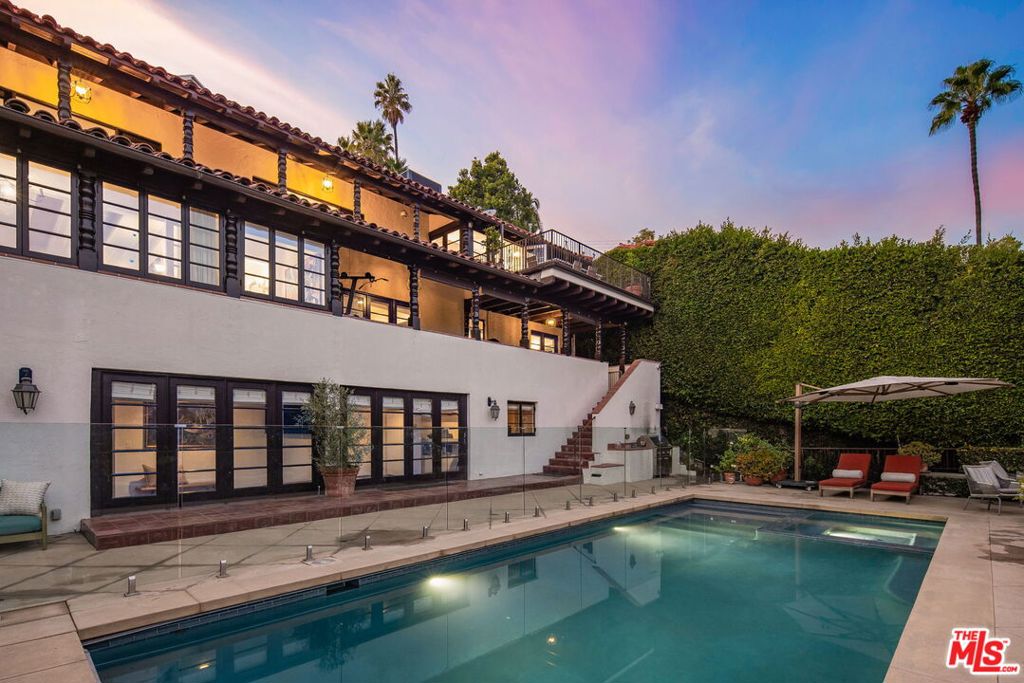 main property photo 24