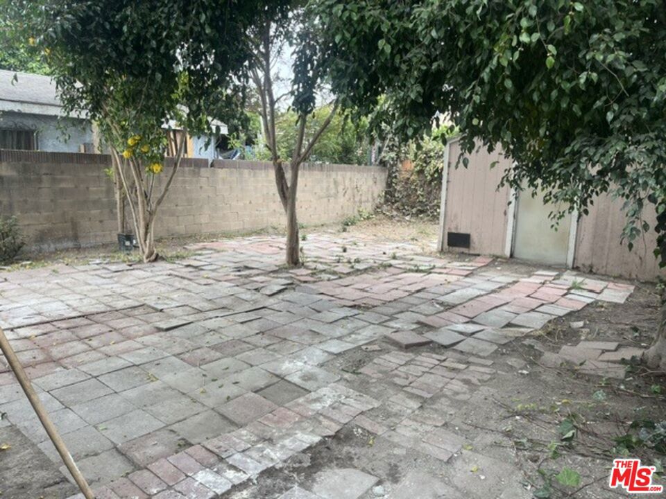 main property photo 35
