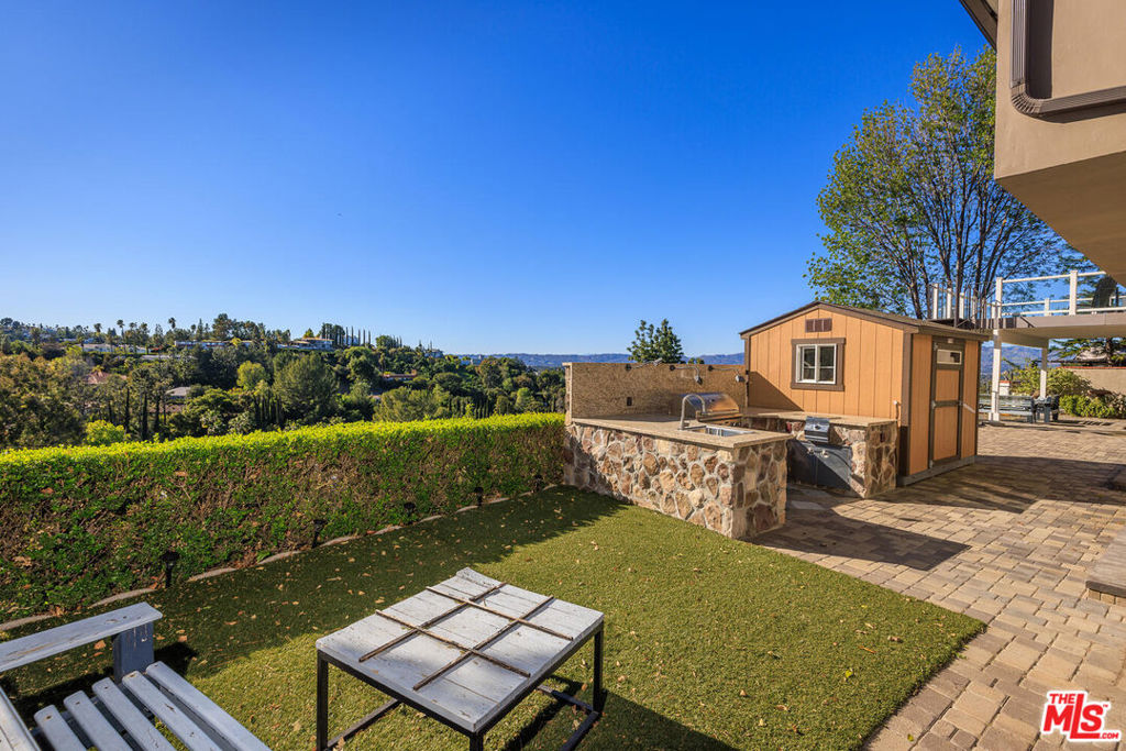 main property photo 47