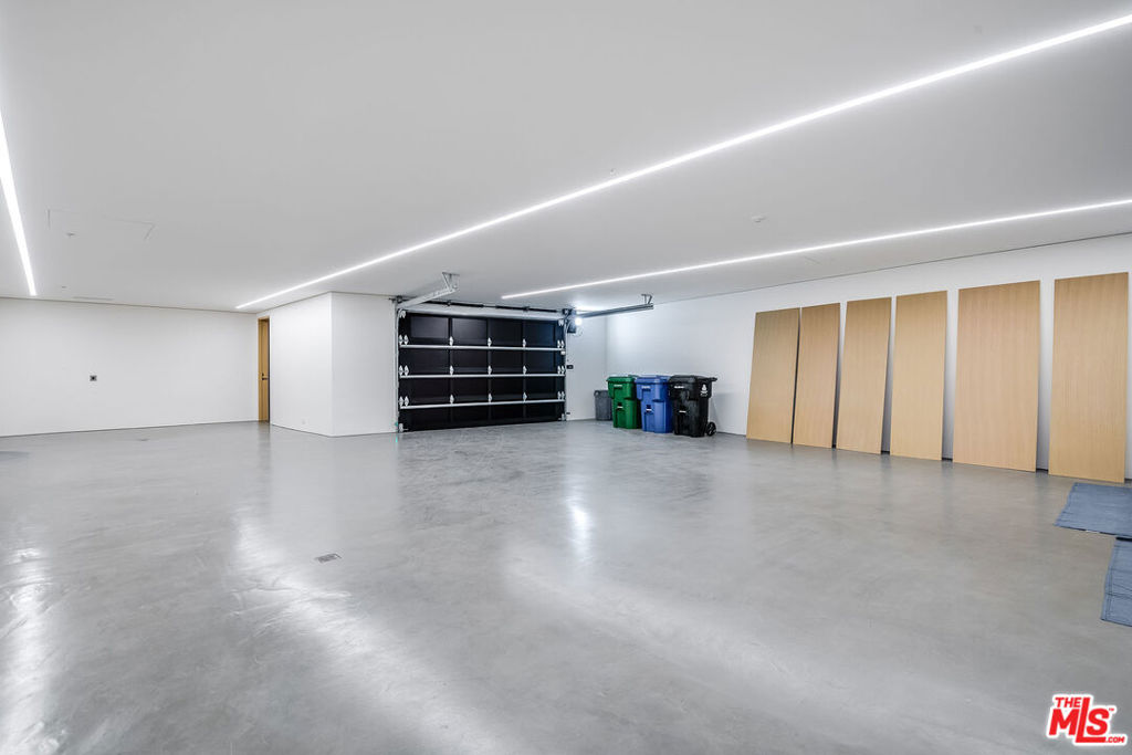 main property photo 63