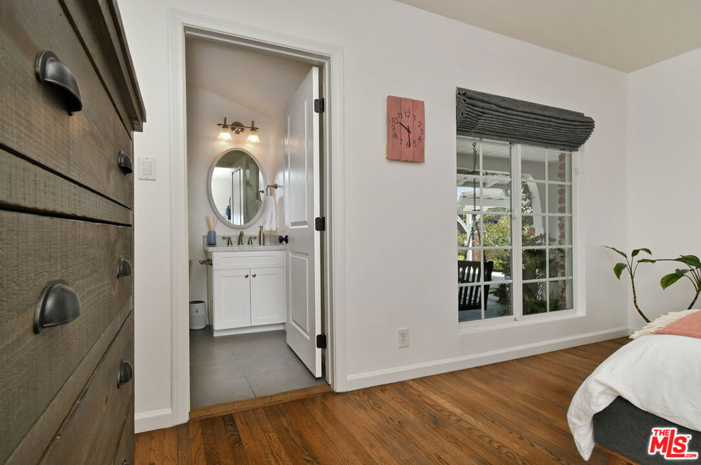 main property photo 65