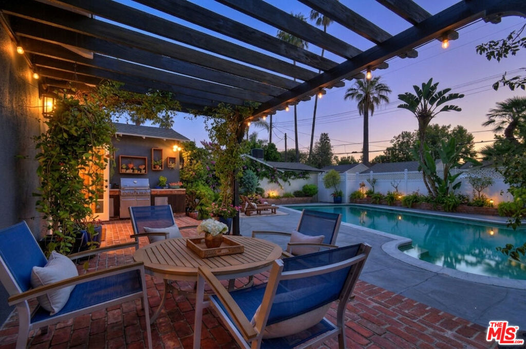main property photo 81