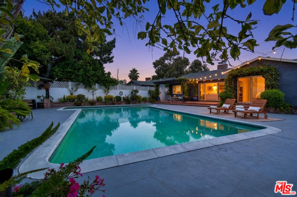 main property photo 88