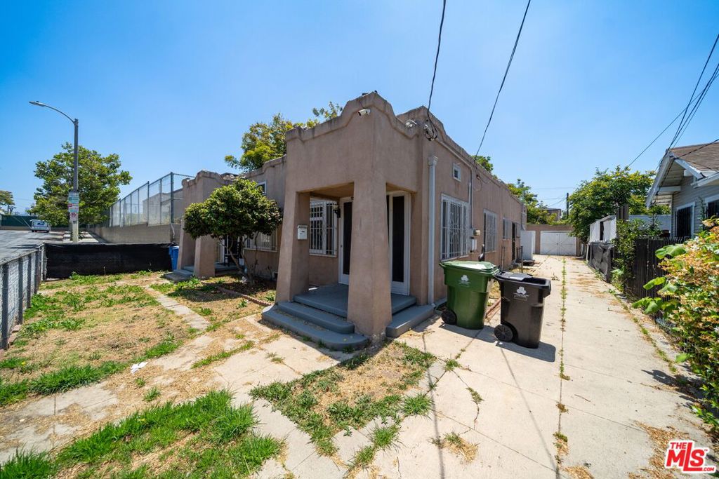 main property photo 12