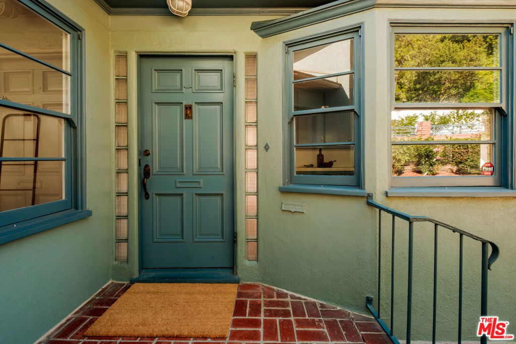 main property photo 40