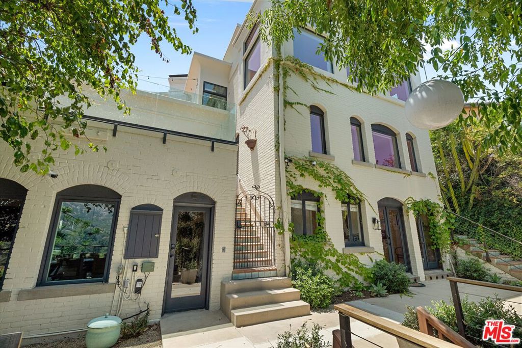 main property photo 61