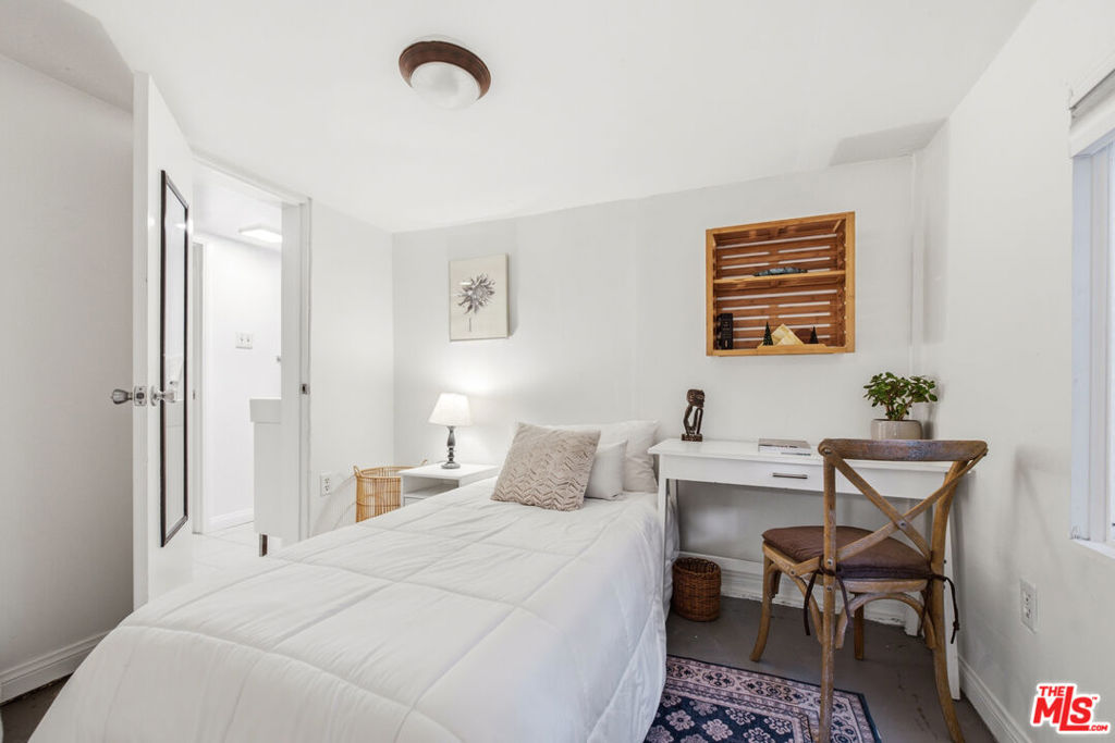 main property photo 54
