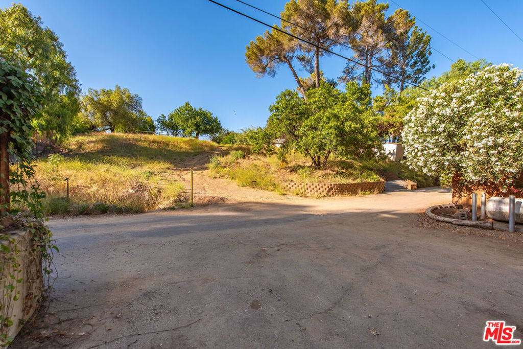 main property photo 58