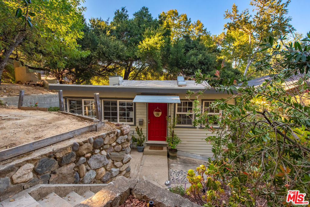 main property photo 59