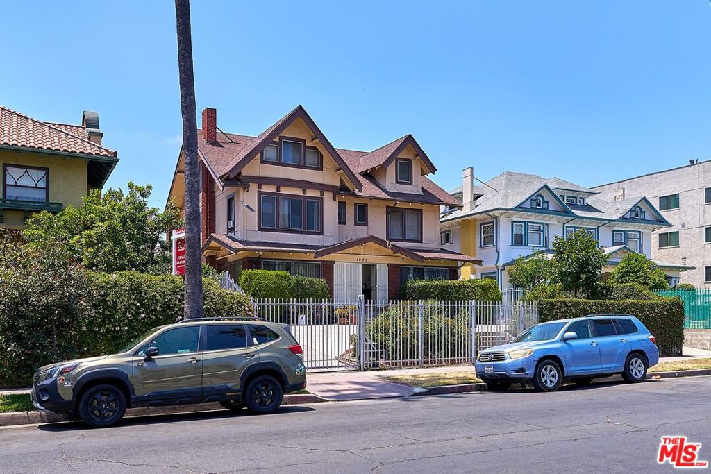 main property photo 18