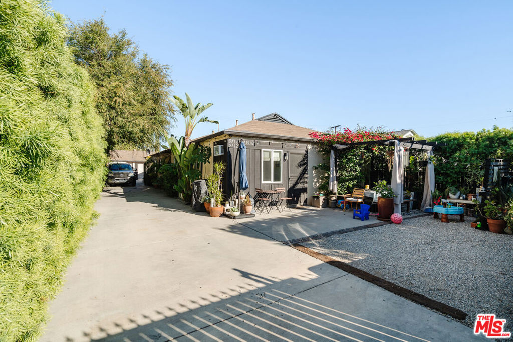 main property photo 53