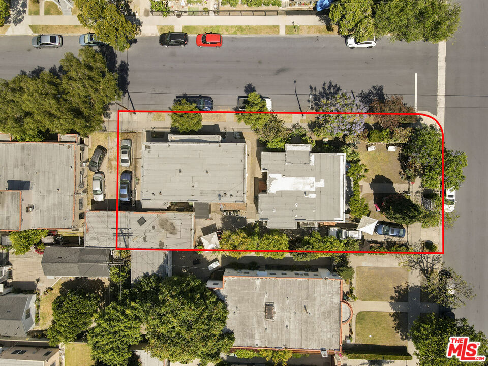 main property photo 12
