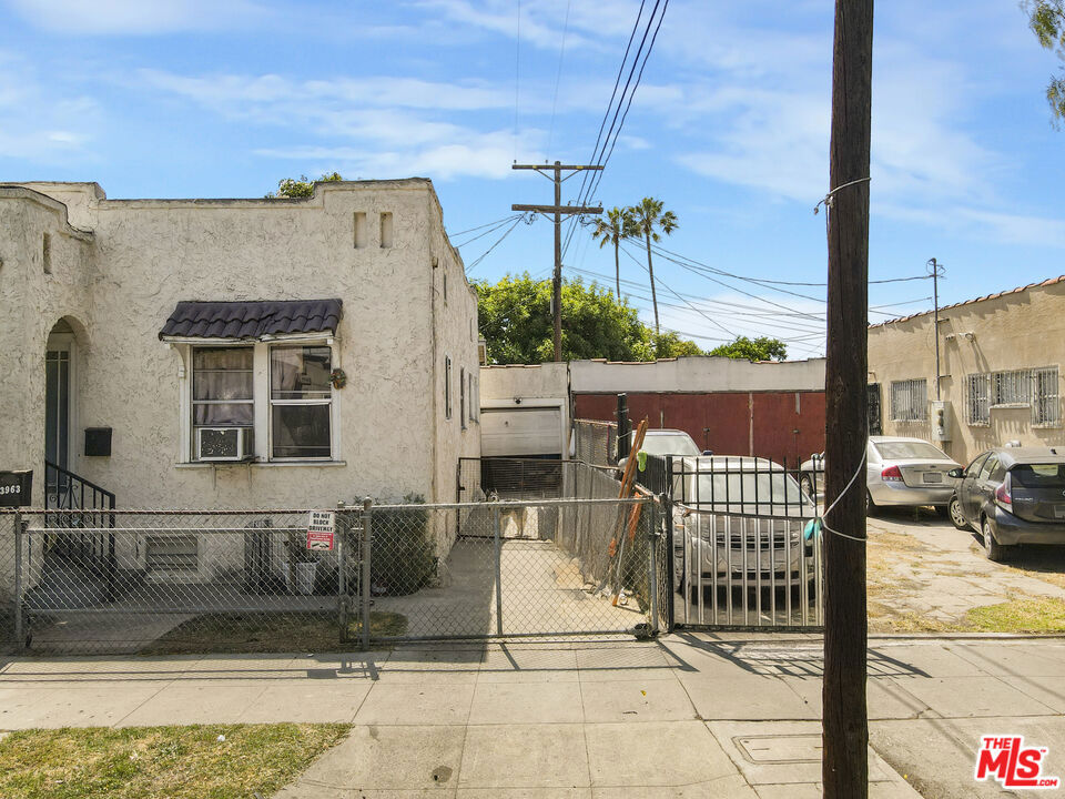 main property photo 5