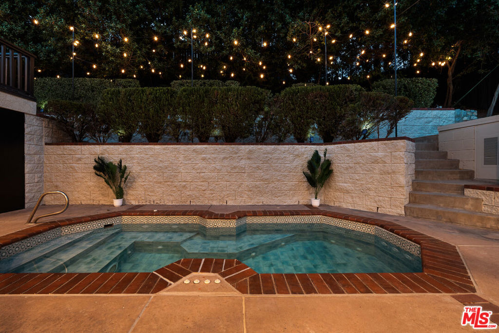 main property photo 56