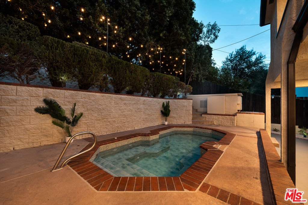 main property photo 57