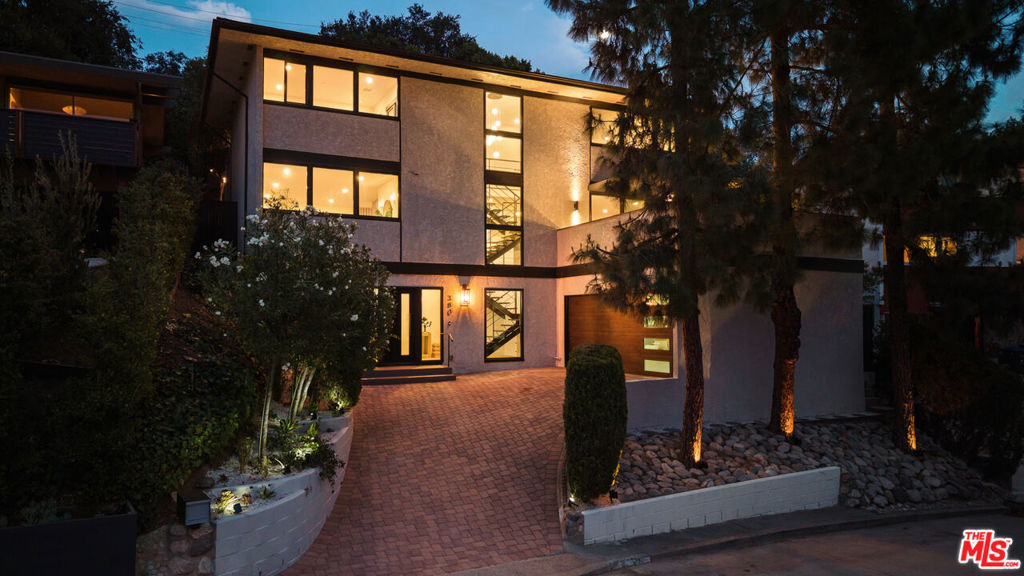 main property photo 62