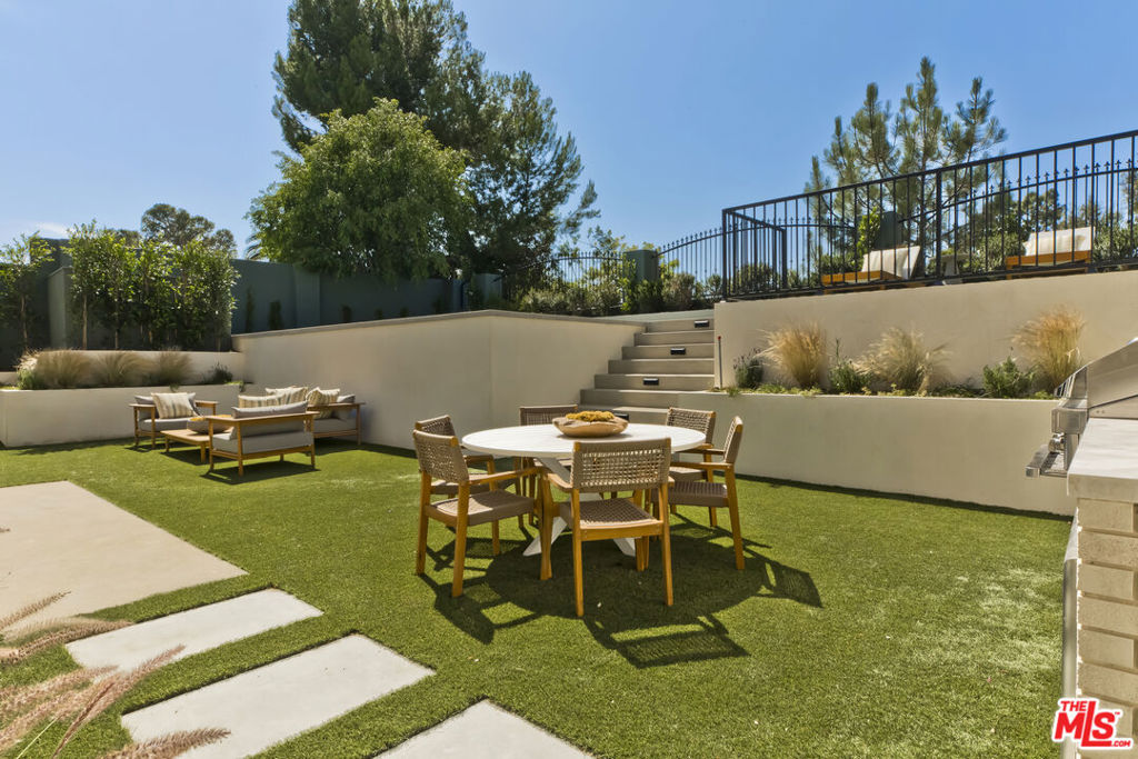 main property photo 59