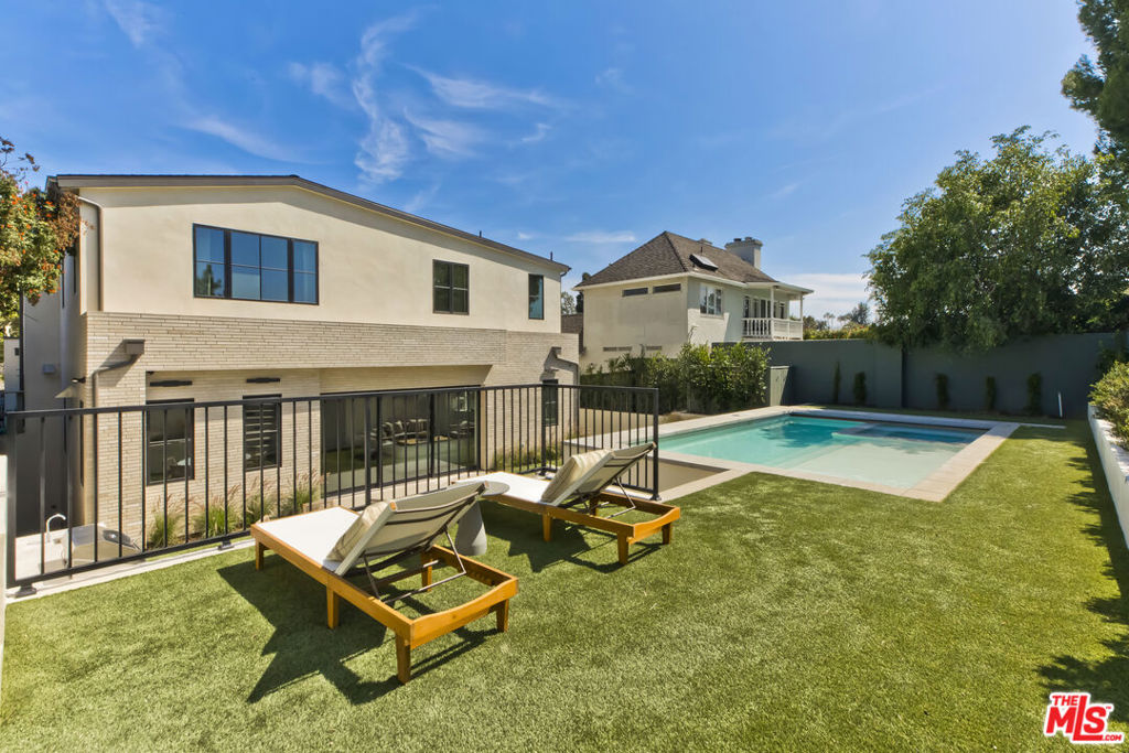 main property photo 60