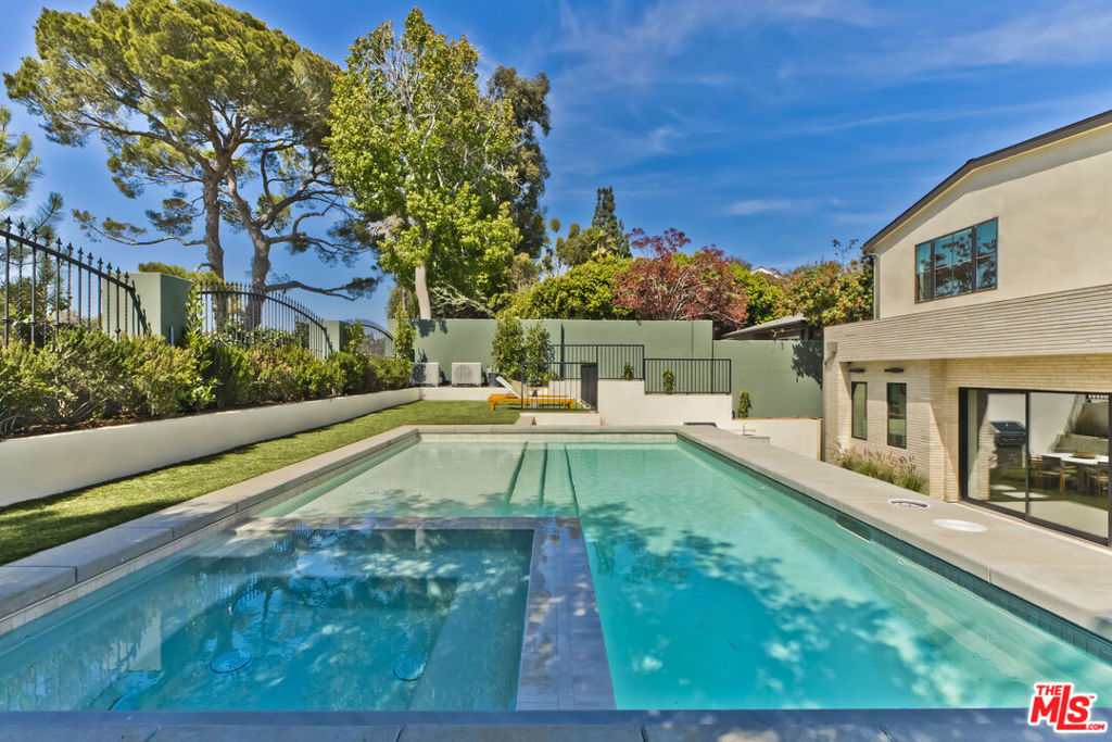 main property photo 61