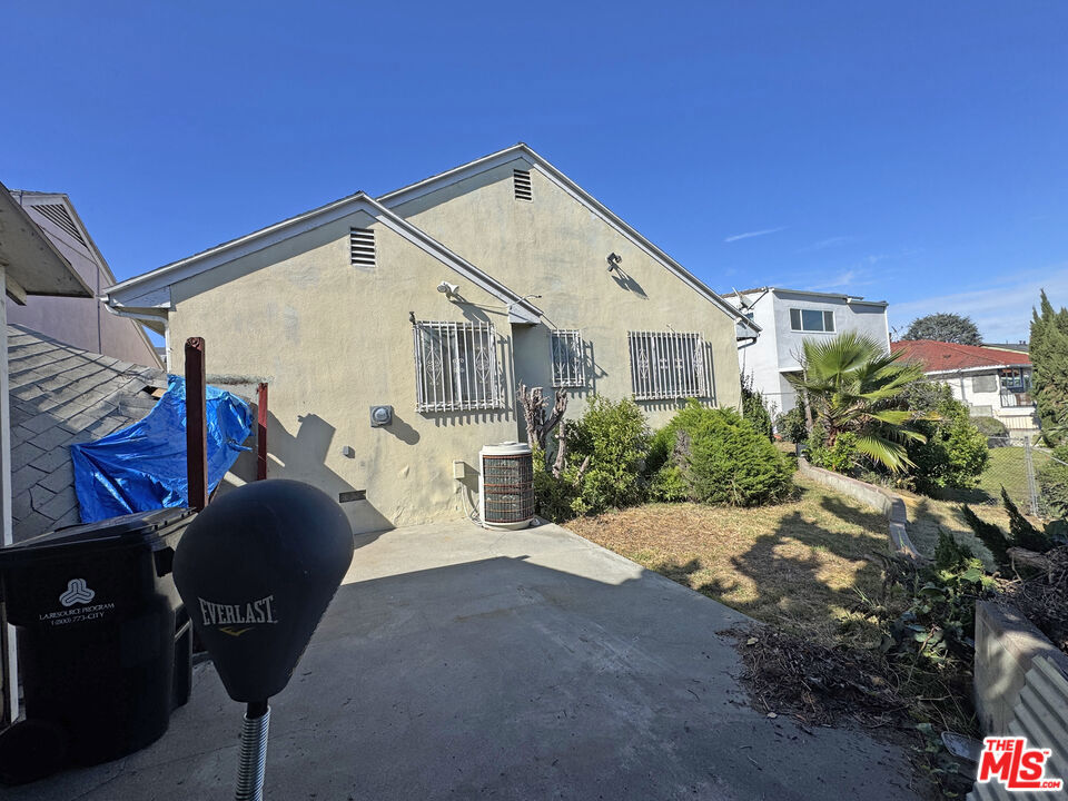 main property photo 16