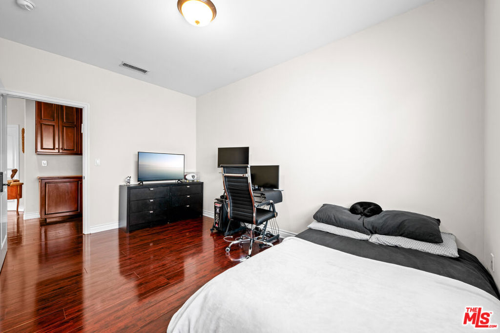main property photo 56