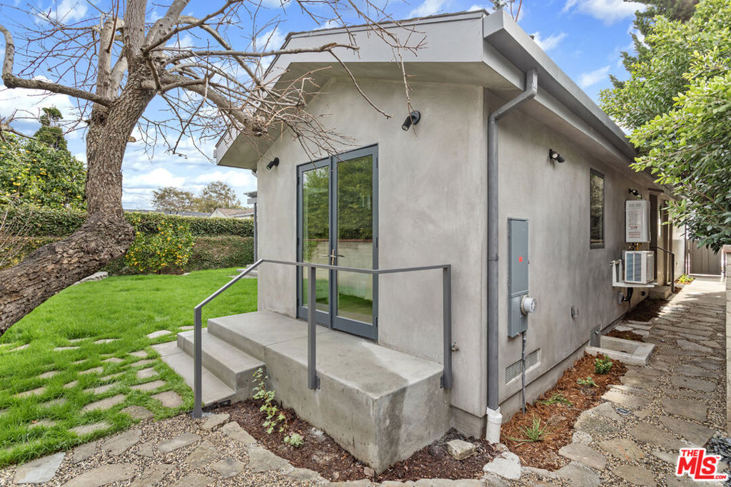 main property photo 49
