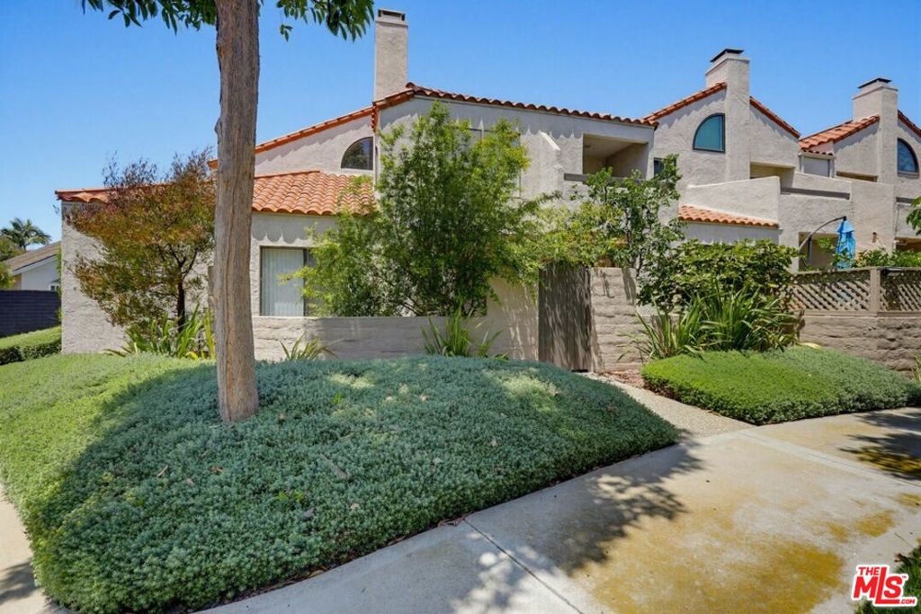 main property photo 61