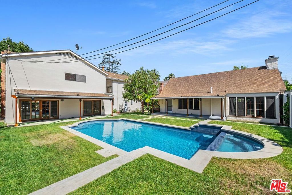 main property photo 45