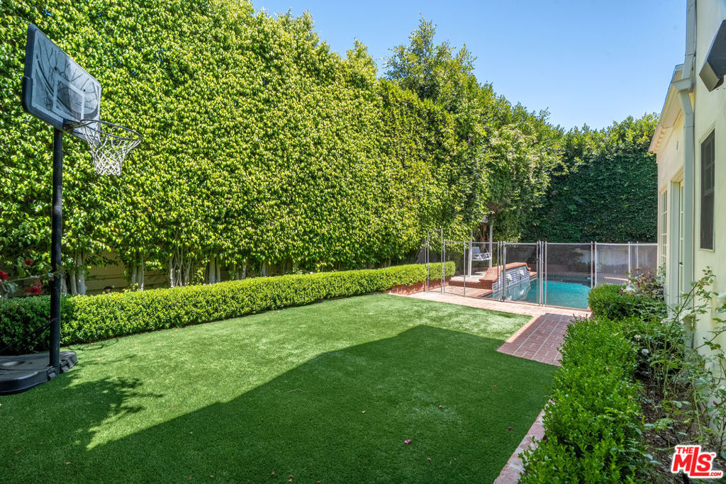 main property photo 54