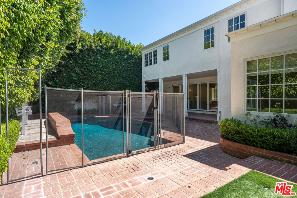 main property photo 57