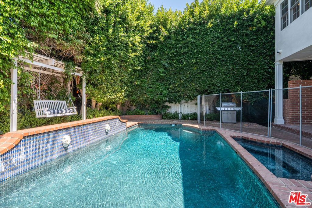main property photo 59