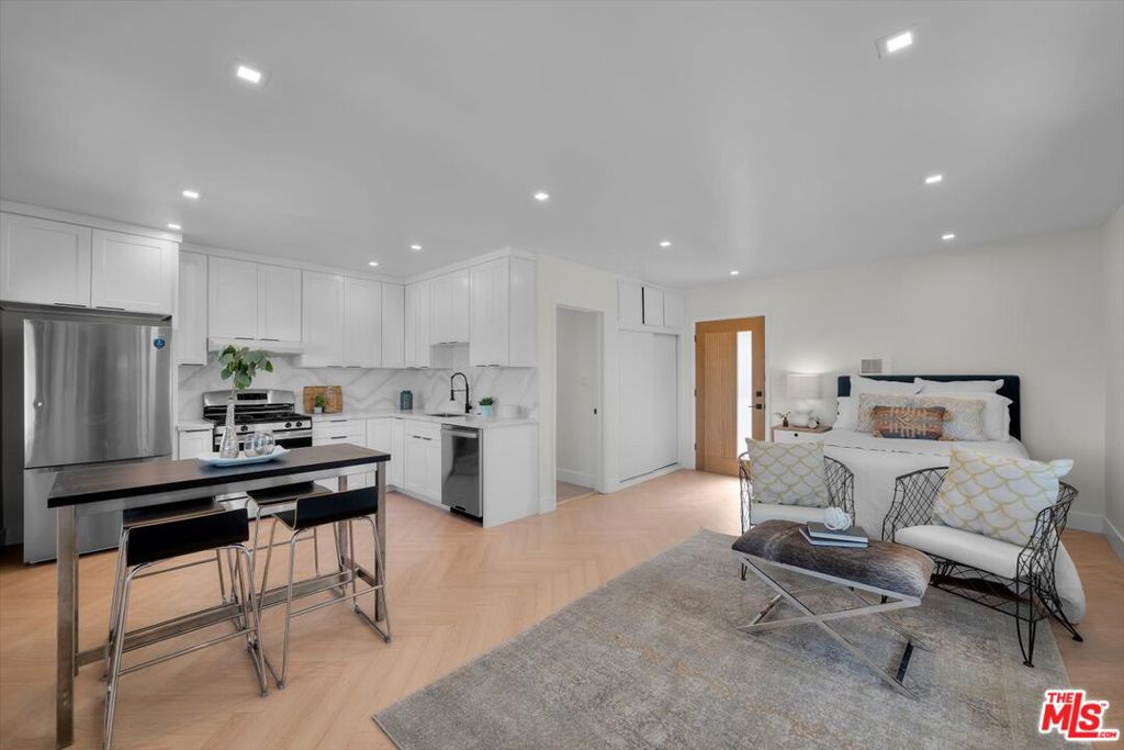 main property photo 66