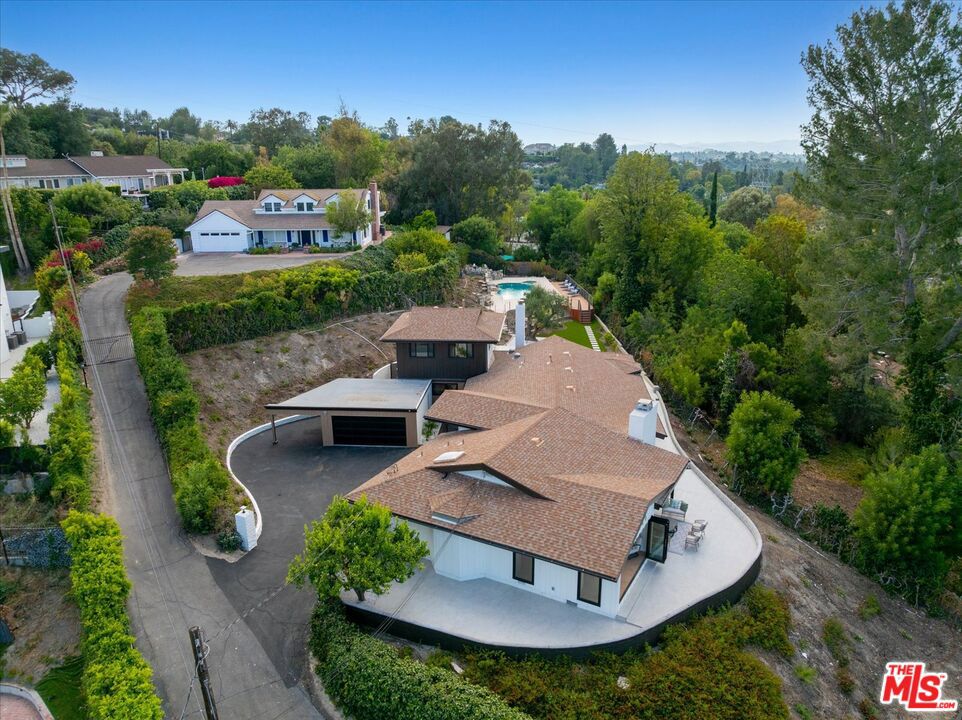 main property photo 71