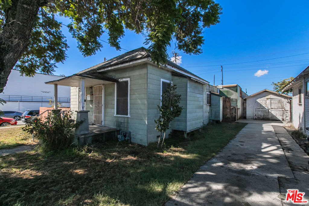 main property photo 1
