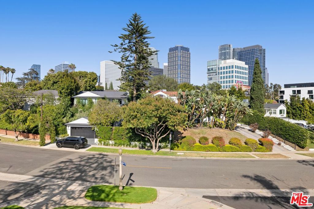 main property photo 22