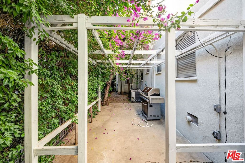 main property photo 61