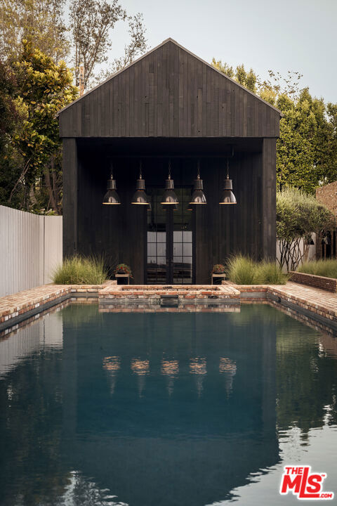 main property photo 57