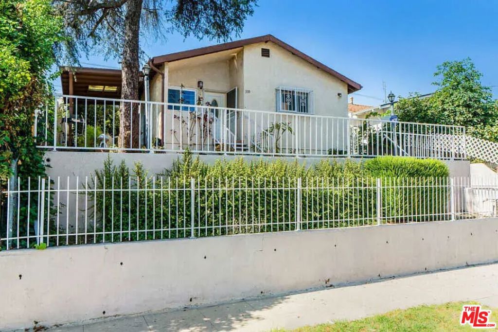 main property photo 1