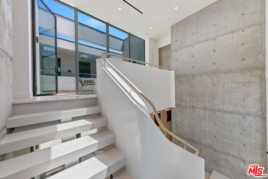 main property photo 65