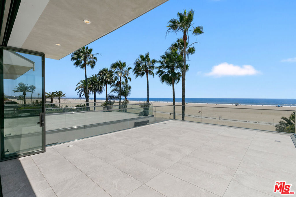 main property photo 68