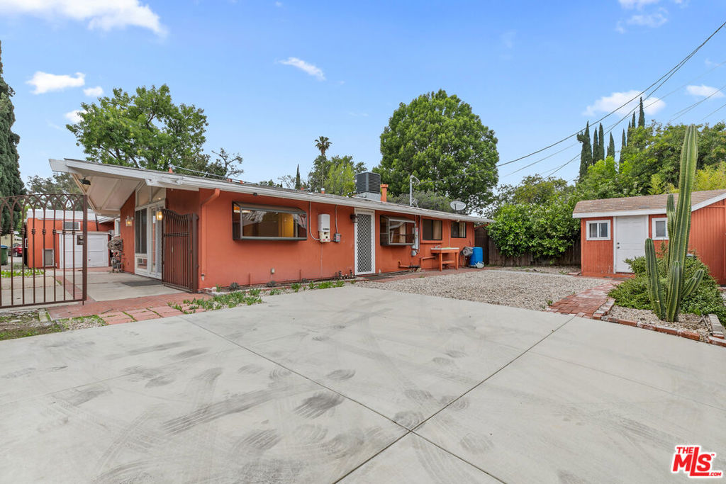 main property photo 46