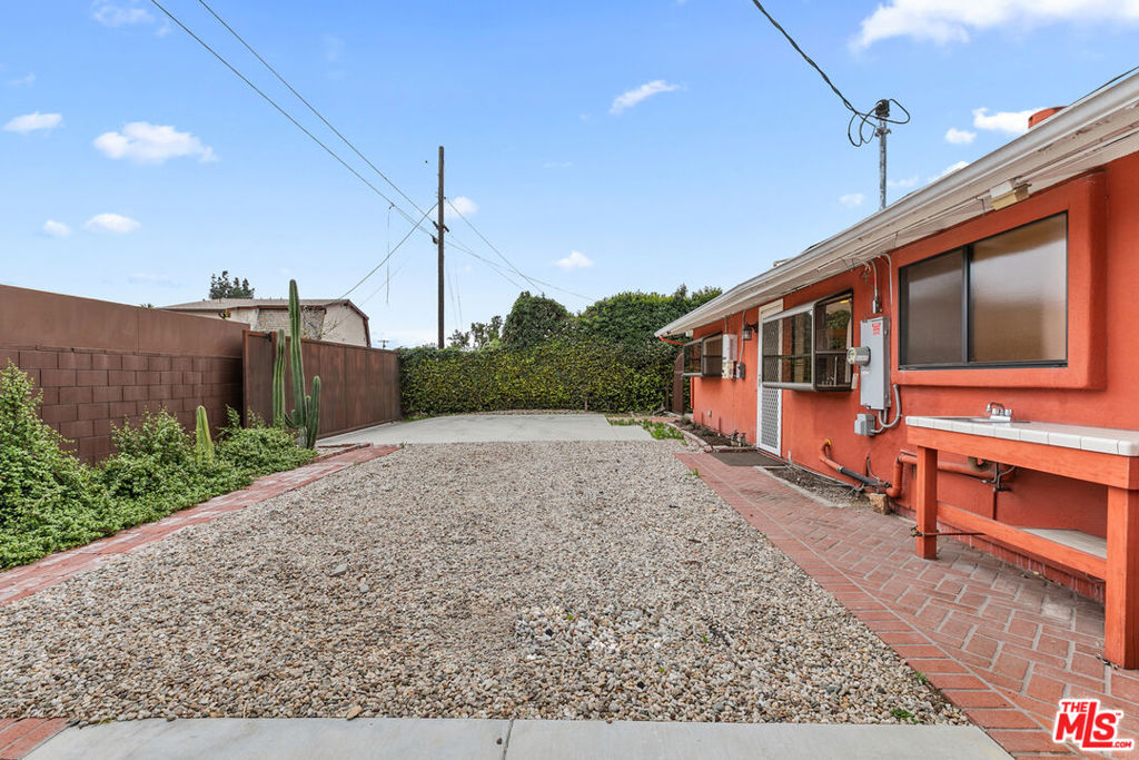 main property photo 48