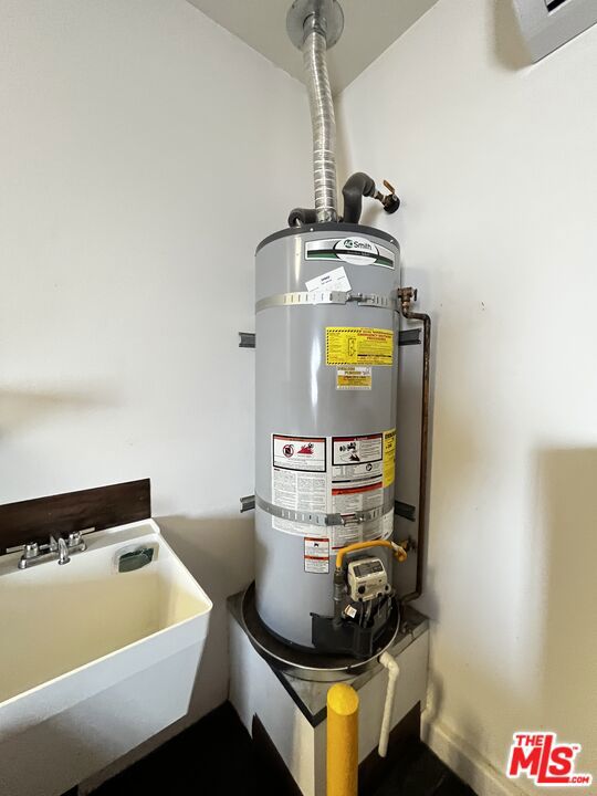 main property photo 22