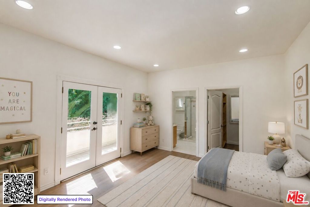 main property photo 18