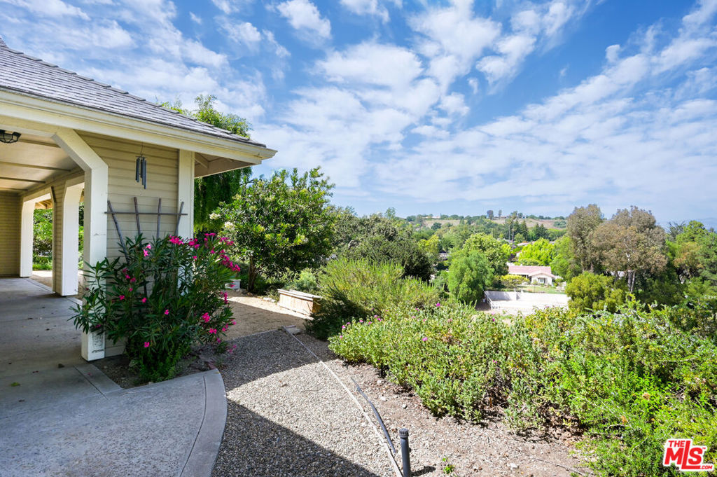 main property photo 38